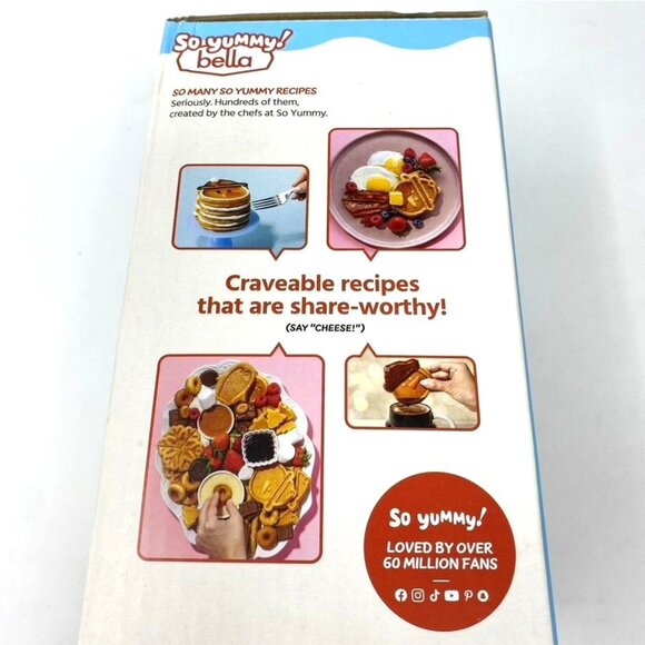 So Yummy by bella Mini Waffle Maker Nonstick Snowman Or Penguin Design Red - Picture 6 of 11